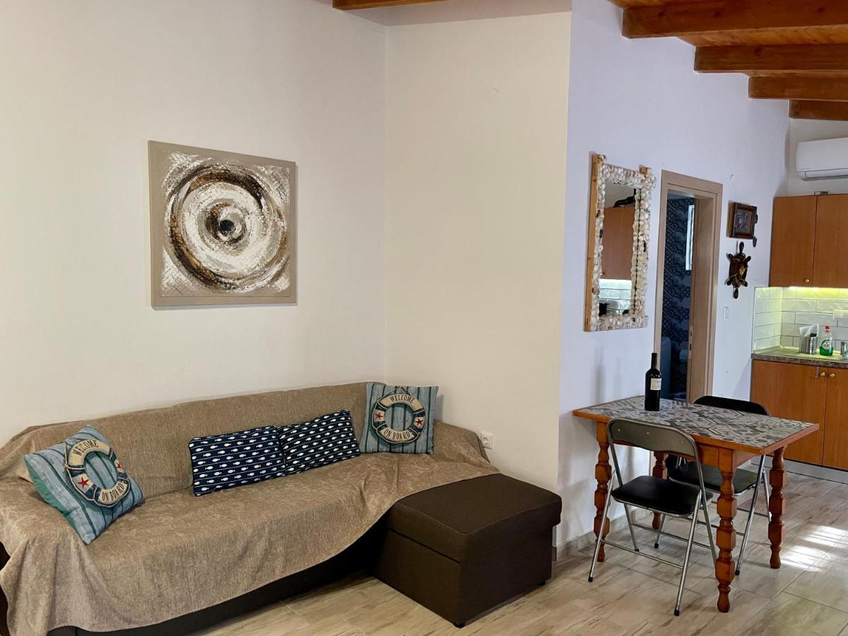 Waterfront Studio Nea Iraklitsa Apartment Exterior photo